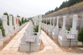 归山陵园实地探访：各墓型环境与价位解析