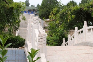 优质公墓推荐：归山陵园价格与优势详解